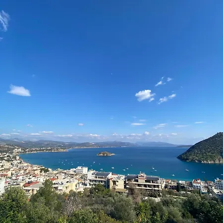 Daphne Apartment Tolón