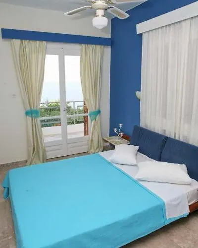 Apartmanhotel Daphne 4*