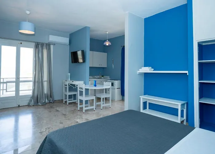 Daphne Apartmanhotel Toló